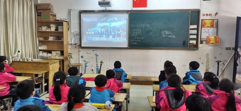 11—钱湖人家小学（陈建斌摄）.jpg